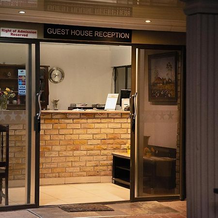 Gold Guest & Conference Bed and Breakfast Welkom Buitenkant foto