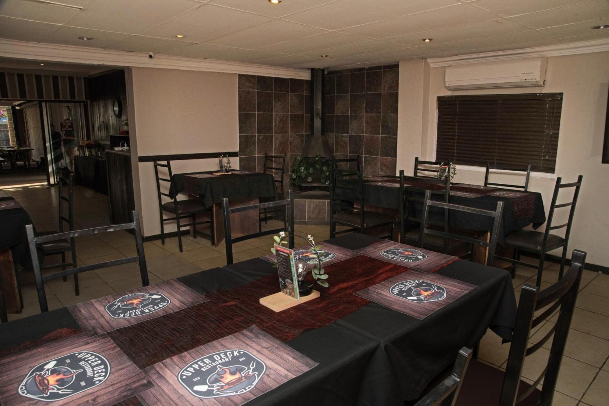 Gold Guest & Conference Bed and Breakfast Welkom Buitenkant foto